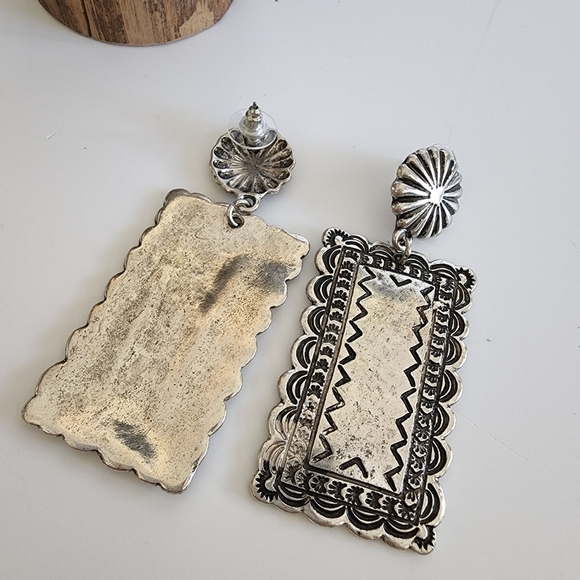 NEW Boho Antique Metal Southwestern Dangle Earrings - Picture 5 of 6